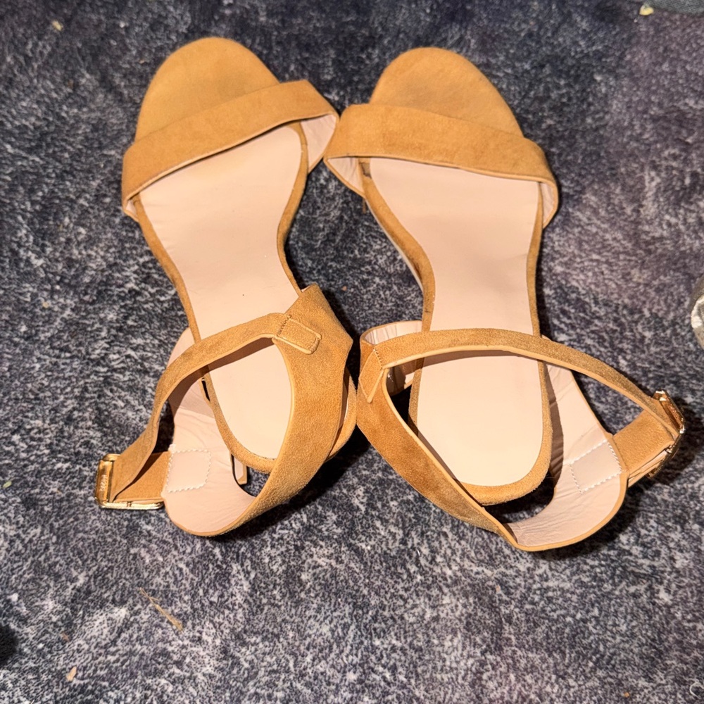 Beige Ankle-Strap Sandals | Women’s Size 42 (Fits 8.5–9) | Cozy + Comfy - Picture 3 of 4